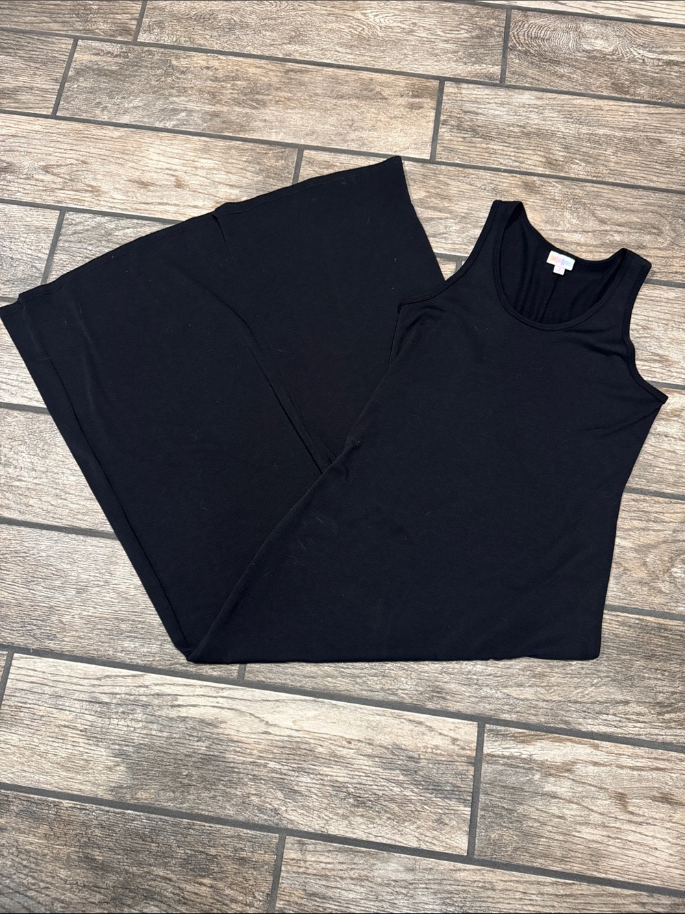 LuLaRoe scoop neck Classic Black Racerback Maxi Dress size S
